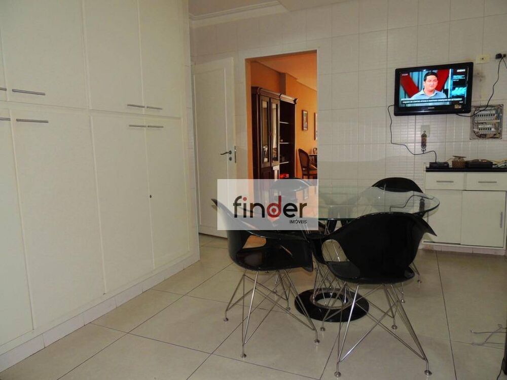 Apartamento, 3 quartos, 210 m² - Foto 1