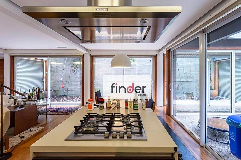Casa, 3 quartos, 245 m² - Foto 31