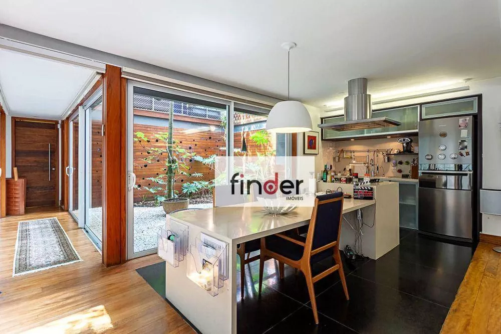 Casa, 3 quartos, 245 m² - Foto 9