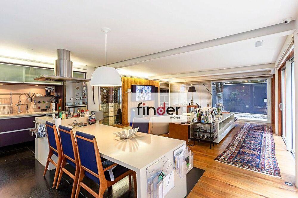 Casa, 3 quartos, 245 m² - Foto 1