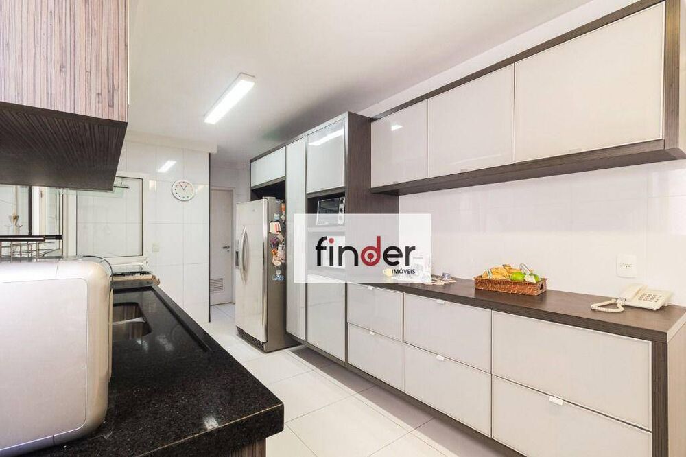 Apartamento à venda com 4 quartos, 234m² - Foto 3
