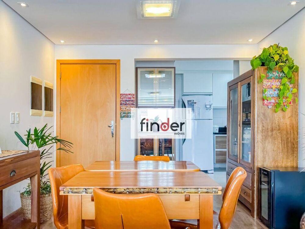 Apartamento à venda com 2 quartos, 78m² - Foto 4