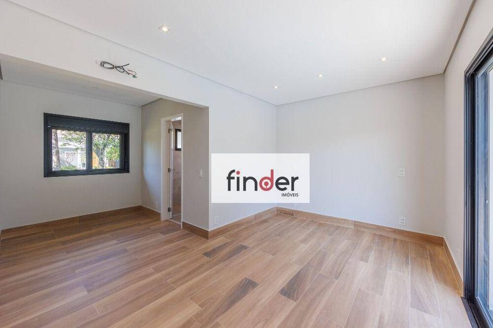 Casa de Condomínio à venda com 4 quartos, 315m² - Foto 2