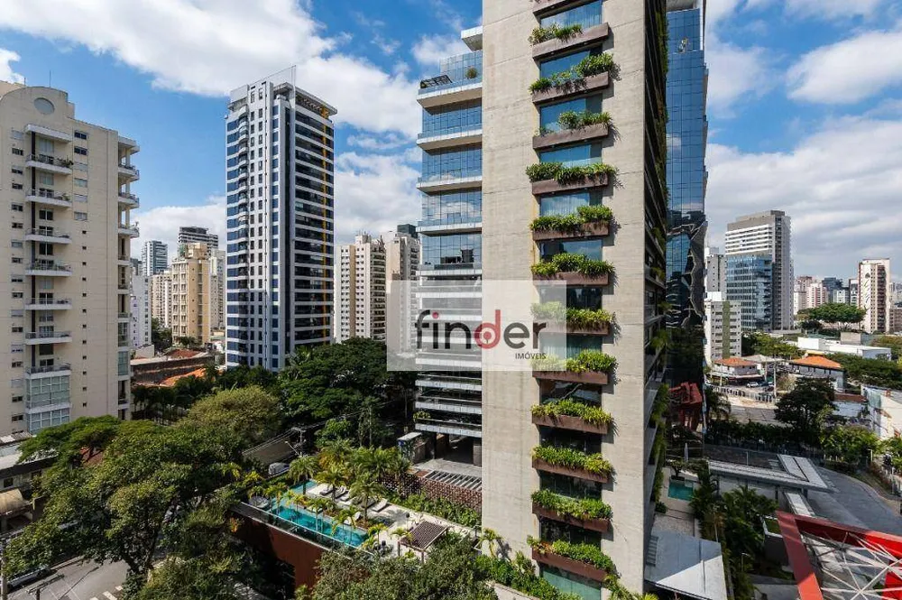 Apartamento, 3 quartos, 231 m² - Foto 1