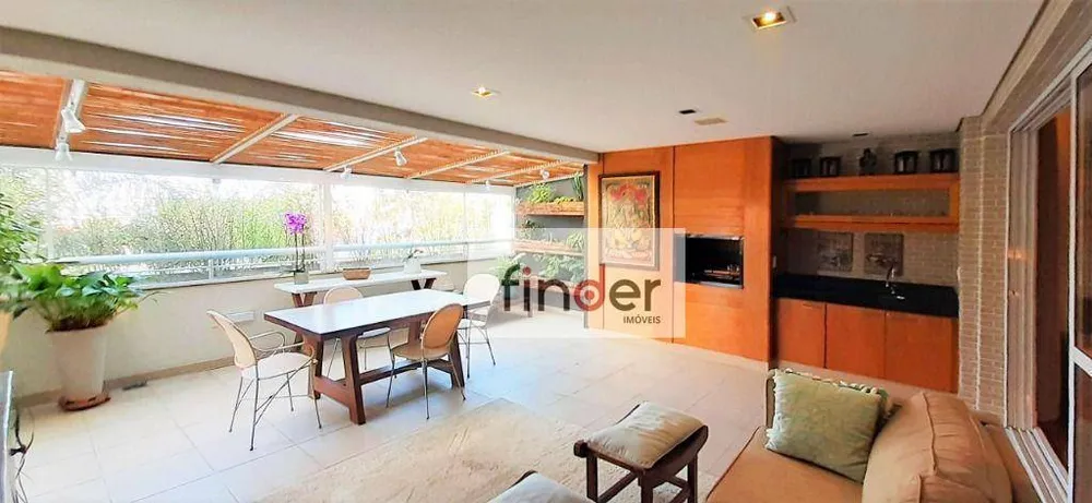 Apartamento, 3 quartos, 261 m² - Foto 1