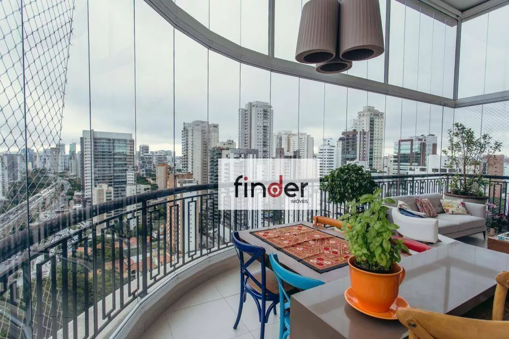 Apartamento, 3 quartos, 216 m² - Foto 3