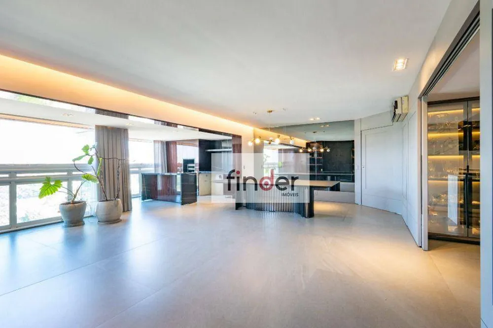 Apartamento, 3 quartos, 155 m² - Foto 2