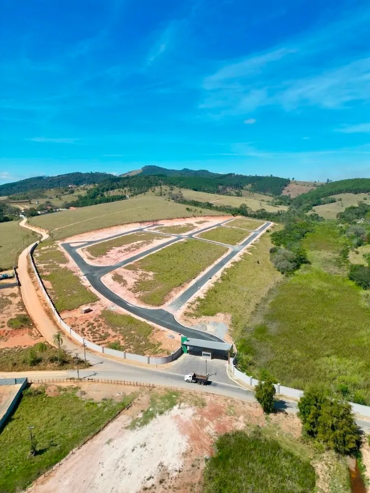 Loteamento e Condomínio, 300 m² - Foto 1