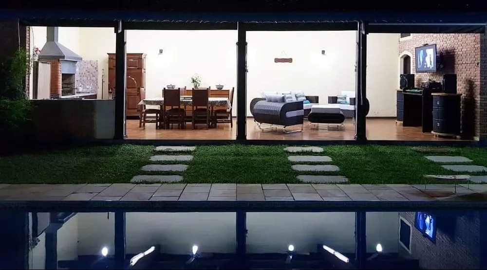 Casa, 6 quartos, 700 m² - Foto 1