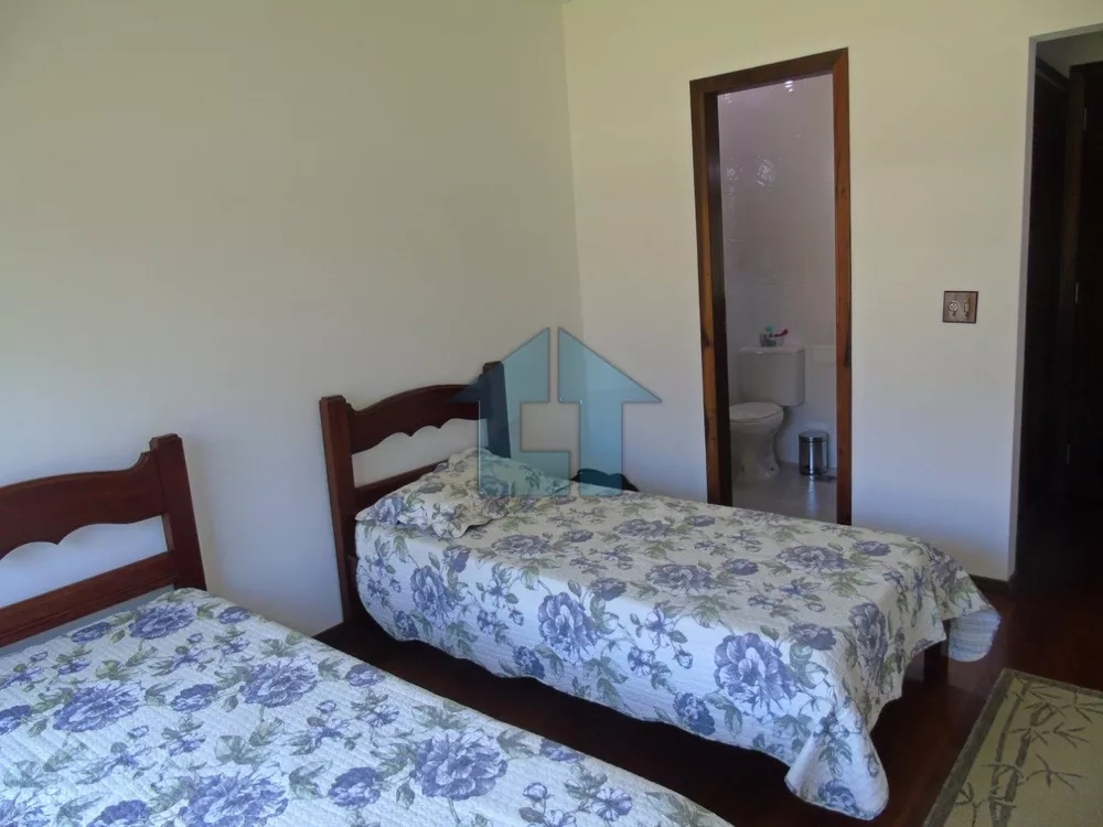 Casa, 4 quartos, 270 m² - Foto 19