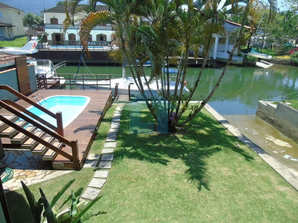 Casa, 4 quartos, 270 m² - Foto 2