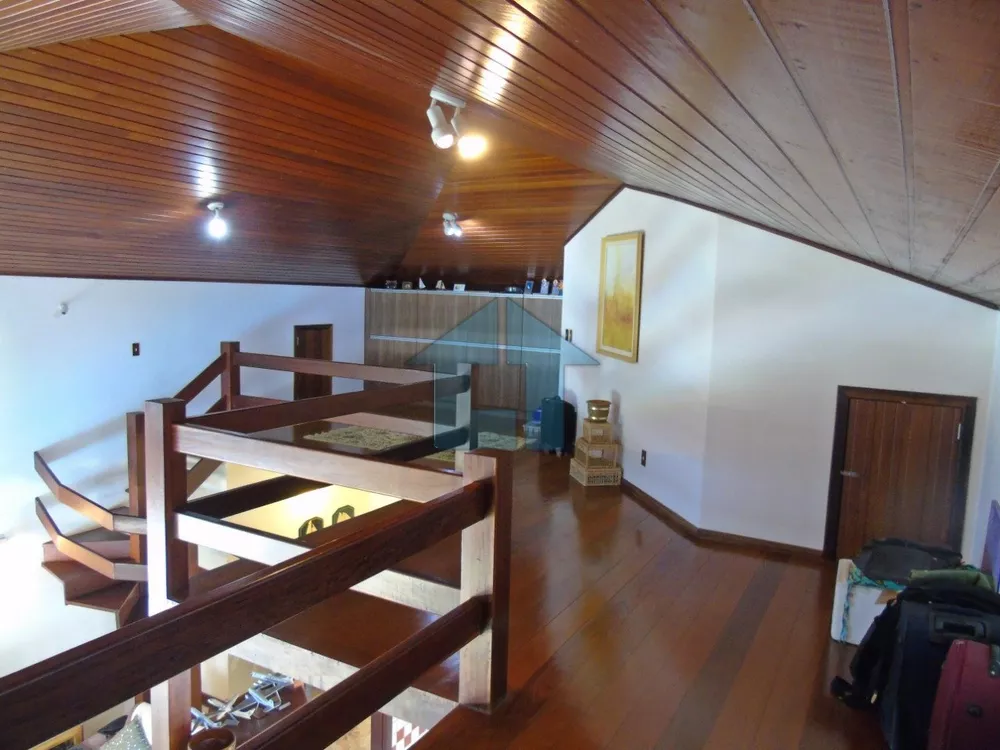 Casa, 4 quartos, 270 m² - Foto 11