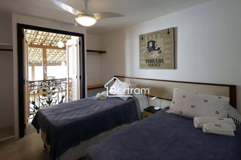 Casa, 3 quartos, 300 m² - Foto 13