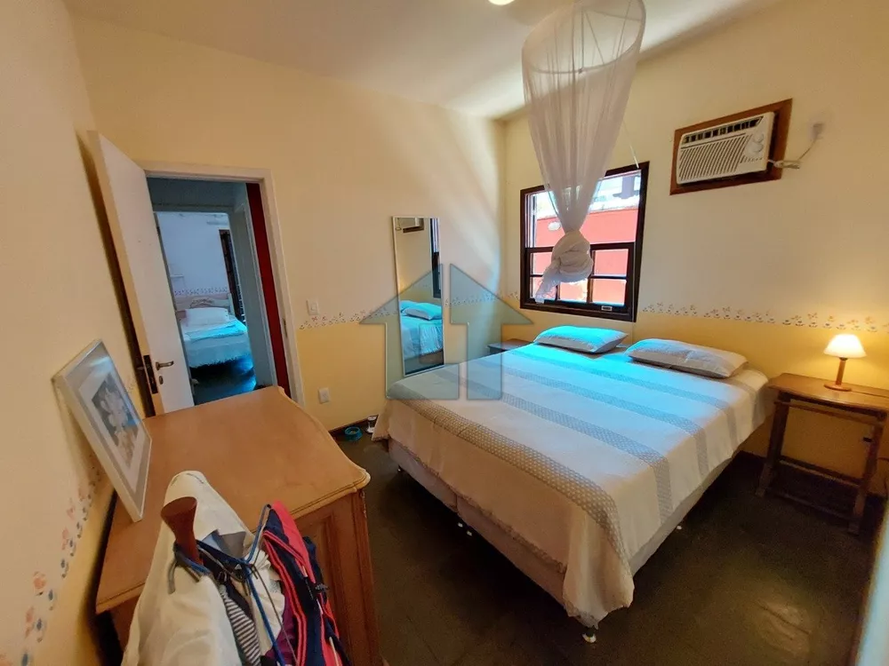 Casa, 4 quartos, 263 m² - Foto 8