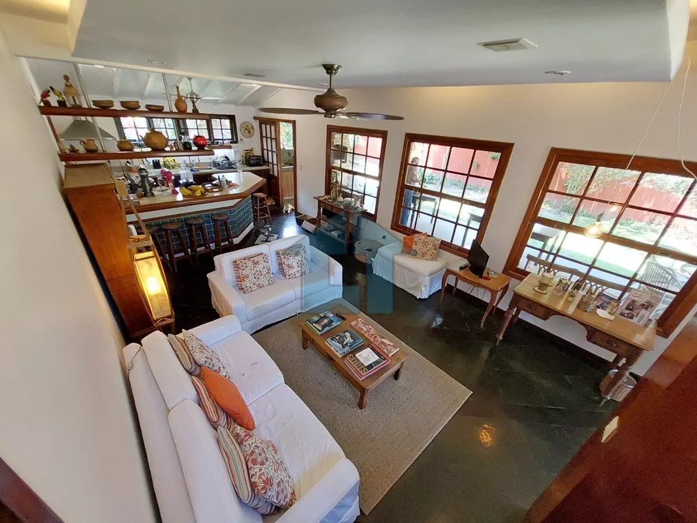 Casa, 4 quartos, 263 m² - Foto 2