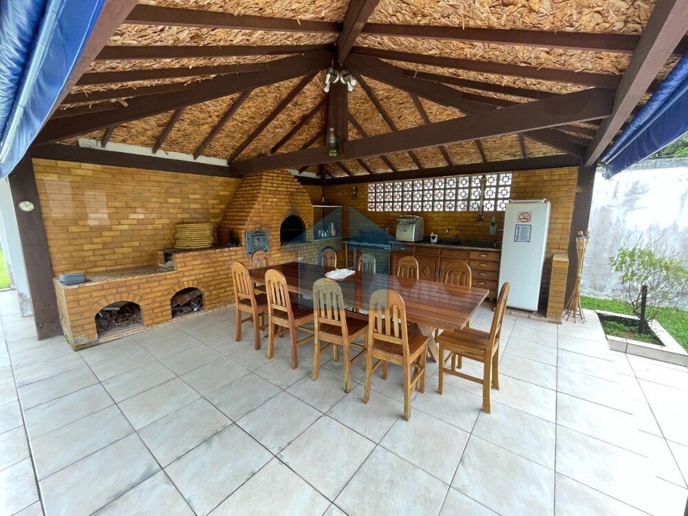 Casa à venda com 4 quartos, 300m² - Foto 18