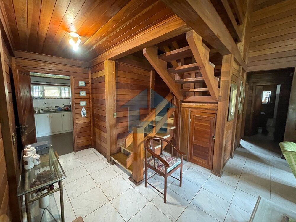 Casa à venda com 4 quartos, 300m² - Foto 7