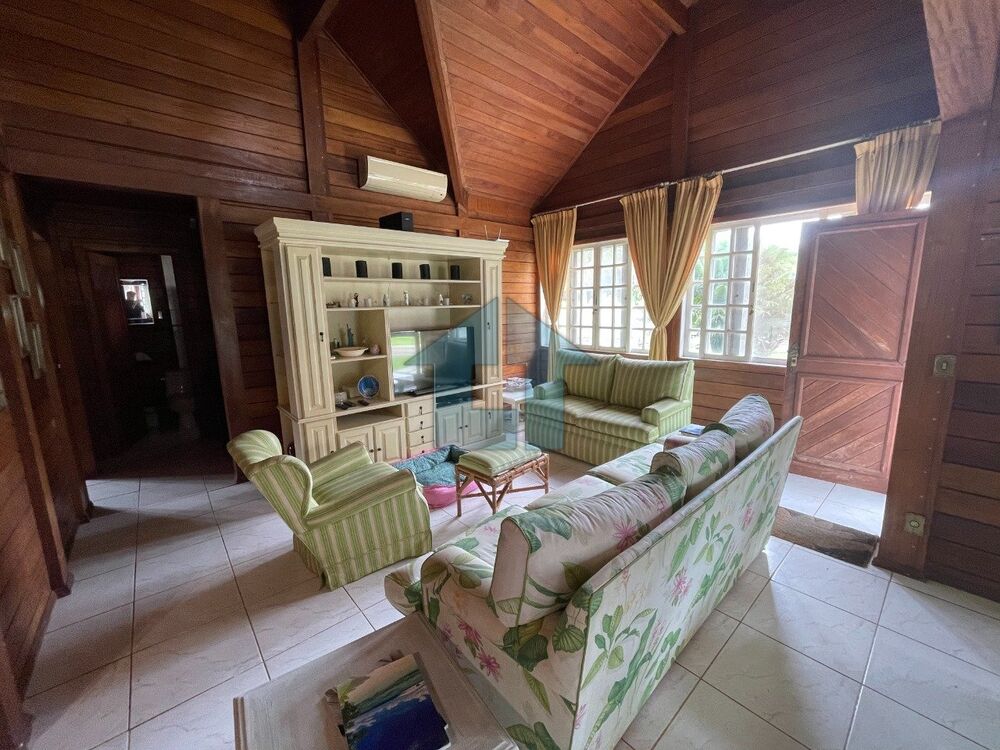 Casa à venda com 4 quartos, 300m² - Foto 3