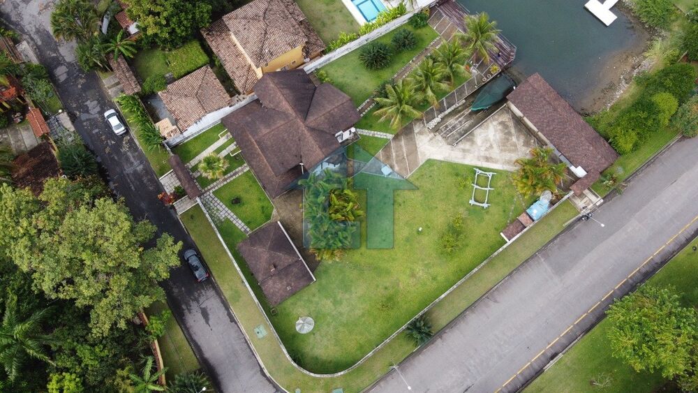 Casa à venda com 4 quartos, 300m² - Foto 20