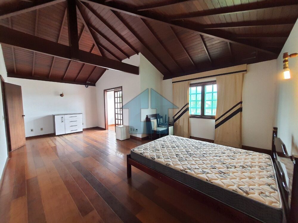 Casa à venda com 4 quartos, 233m² - Foto 15