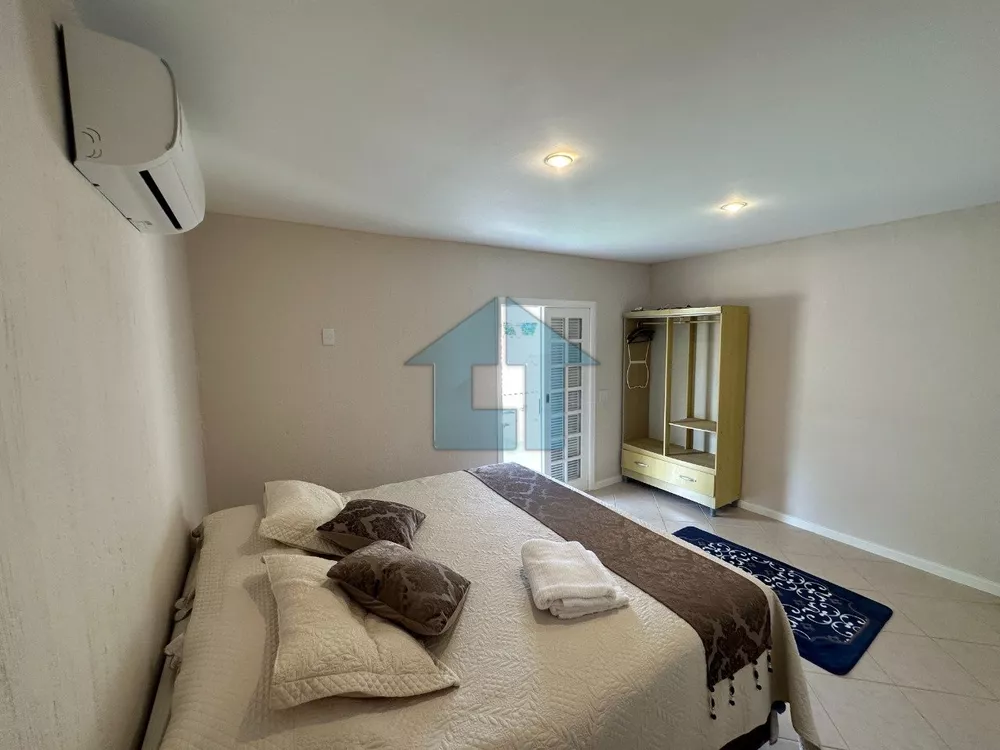 Casa, 4 quartos, 252 m² - Foto 13