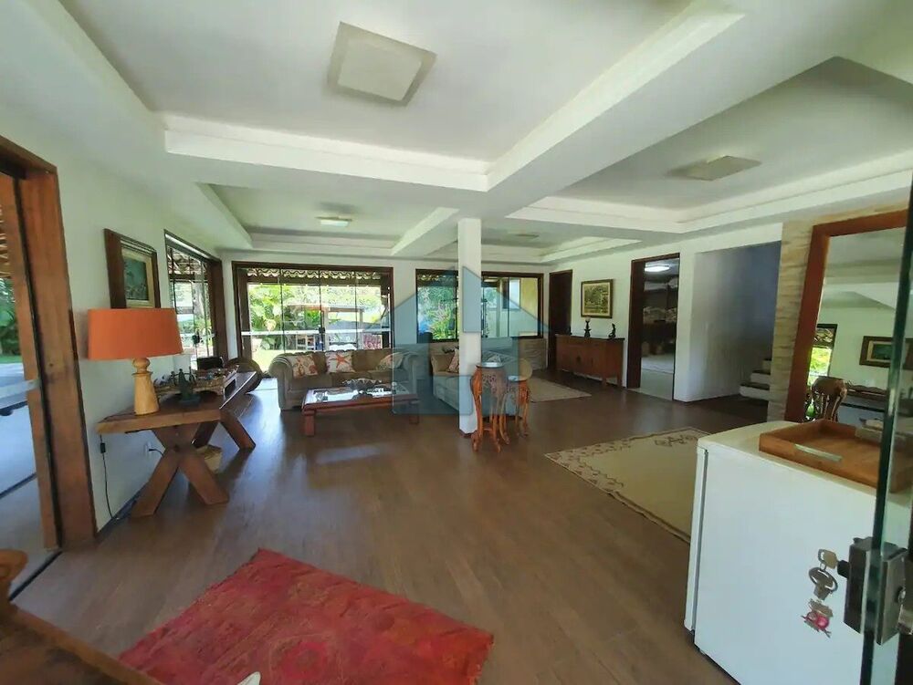 Casa para alugar com 6 quartos, 1173m² - Foto 3