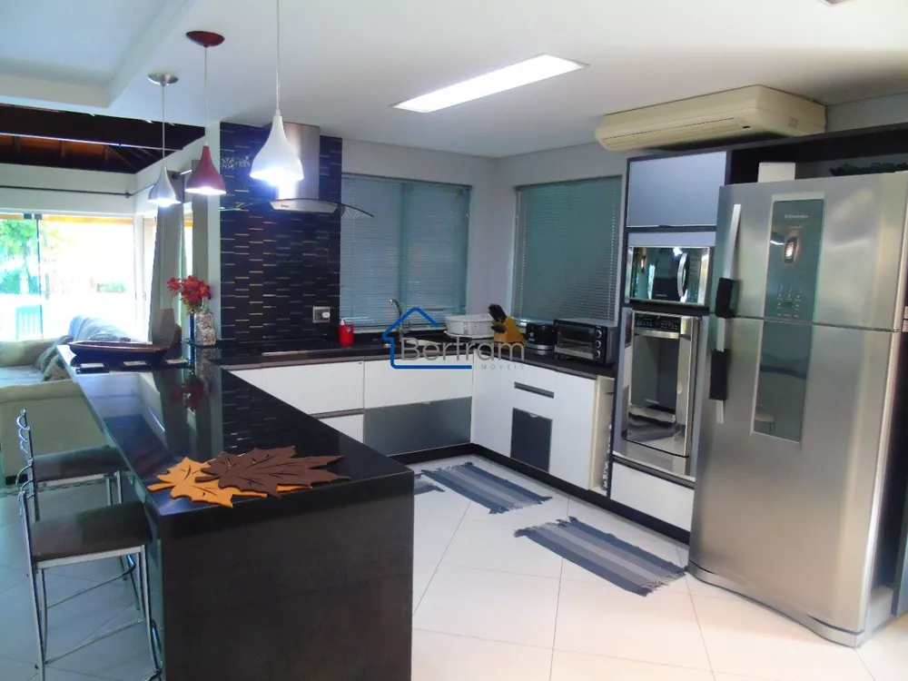 Casa, 4 quartos, 297 m² - Foto 6