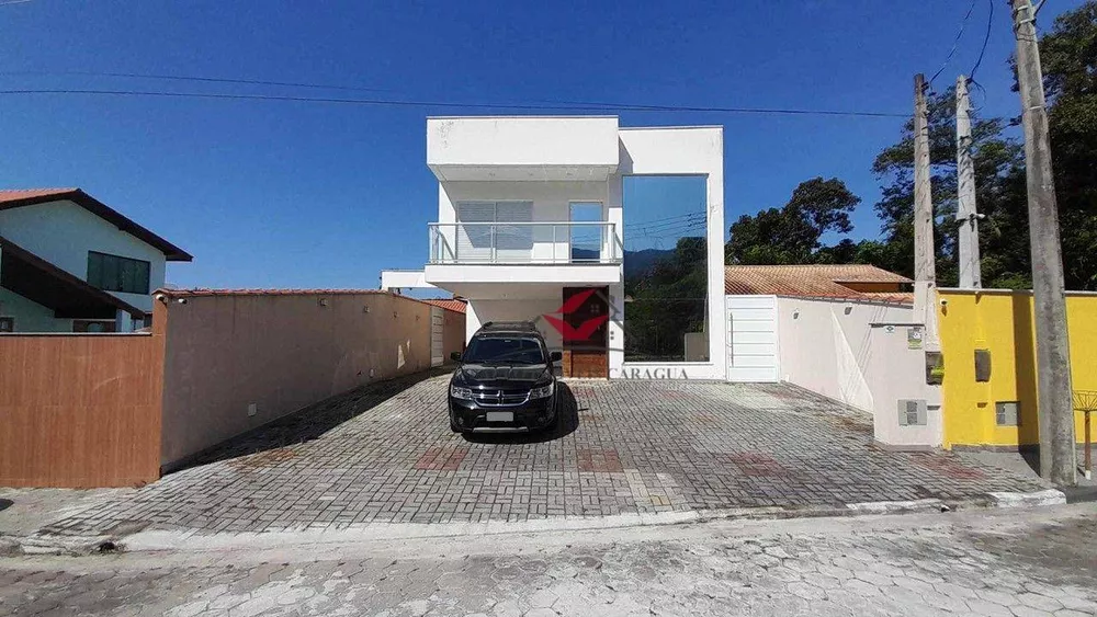 Casa de Condomínio à venda com 3 quartos, 248m² - Foto 2