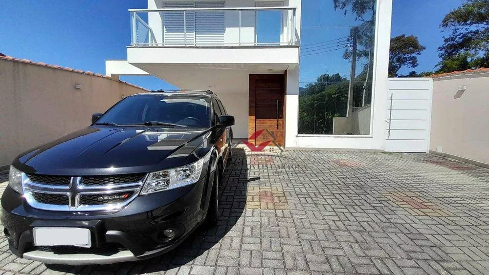 Casa de Condomínio à venda com 3 quartos, 248m² - Foto 4