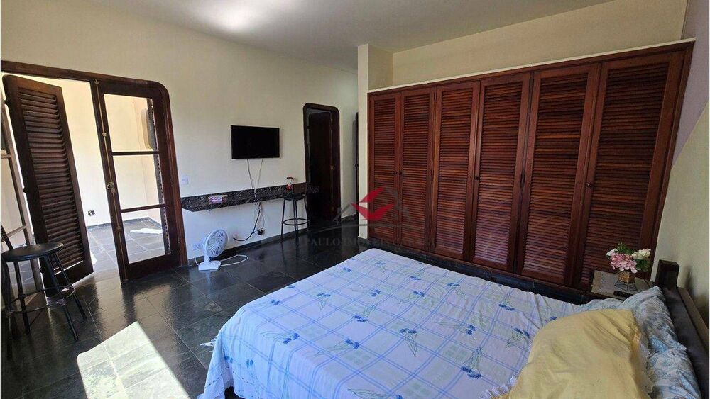 Casa à venda com 6 quartos, 283m² - Foto 5