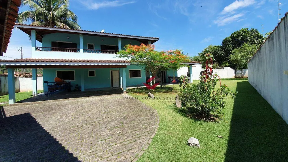 Casa, 3 quartos, 240 m² - Foto 1