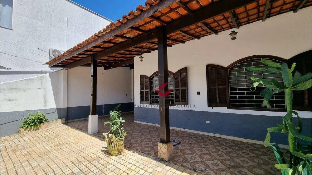 Casa, 5 quartos, 131 m² - Foto 3