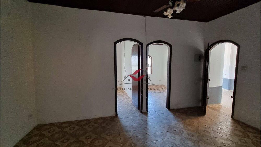 Casa à venda e aluguel com 5 quartos, 131m² - Foto 3