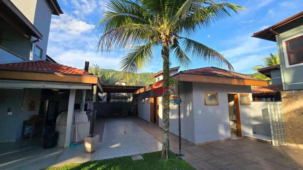 Casa de Condomínio, 5 quartos - Foto 1