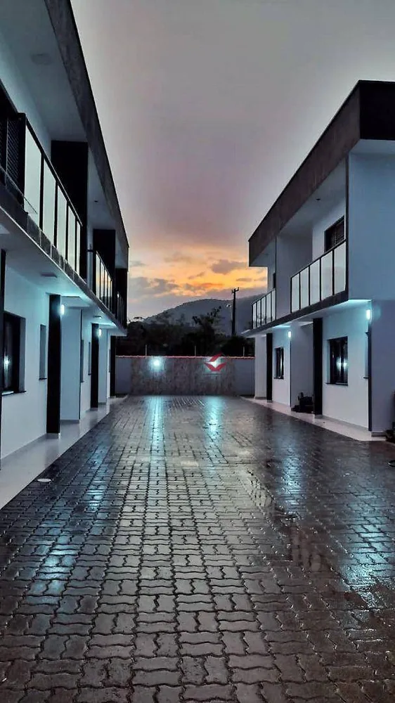 Casa, 2 quartos, 98 m² - Foto 2