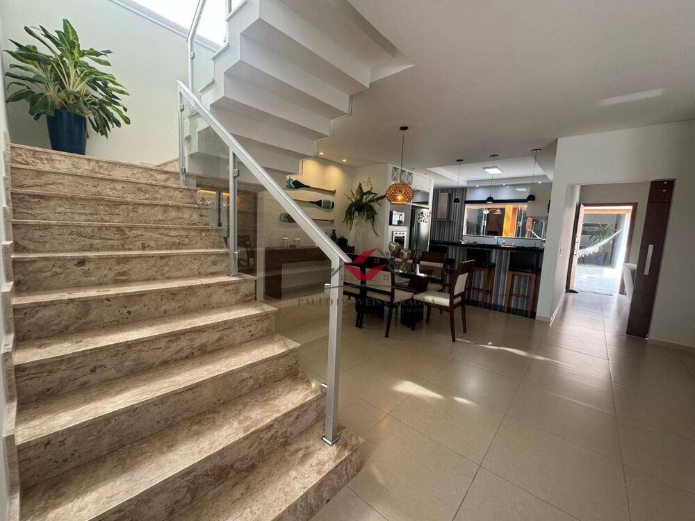 Casa, 5 quartos, 373 m² - Foto 1