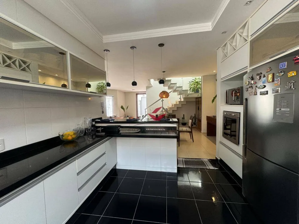 Casa, 5 quartos, 373 m² - Foto 8