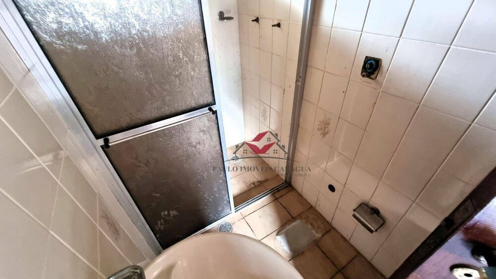 Casa de Condomínio à venda com 4 quartos, 288m² - Foto 1