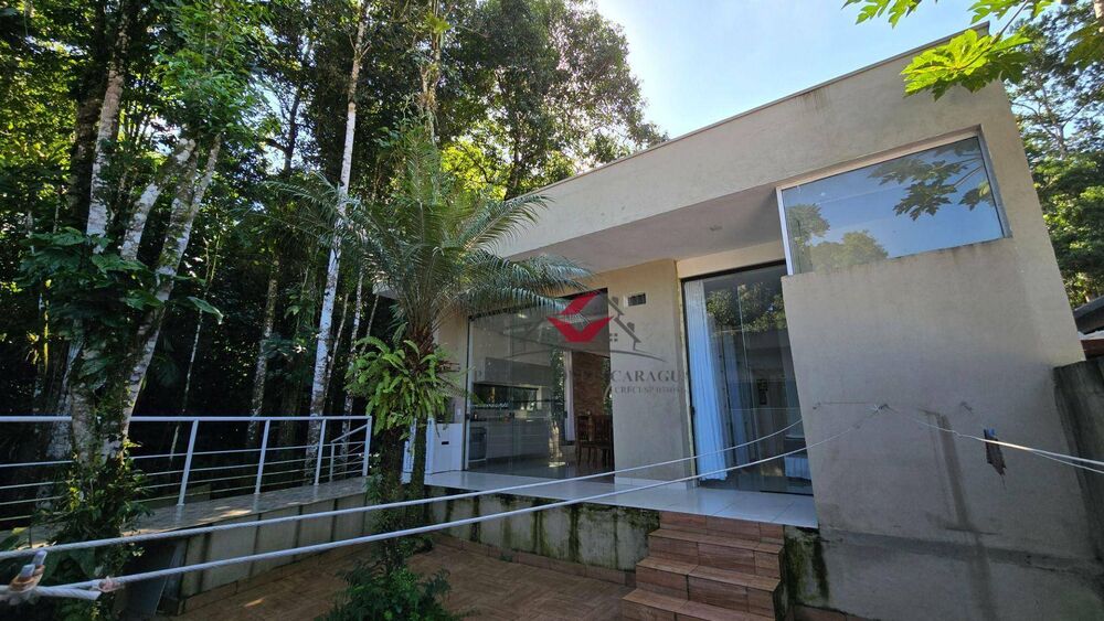 Casa de Condomínio para alugar com 4 quartos, 165m² - Foto 8