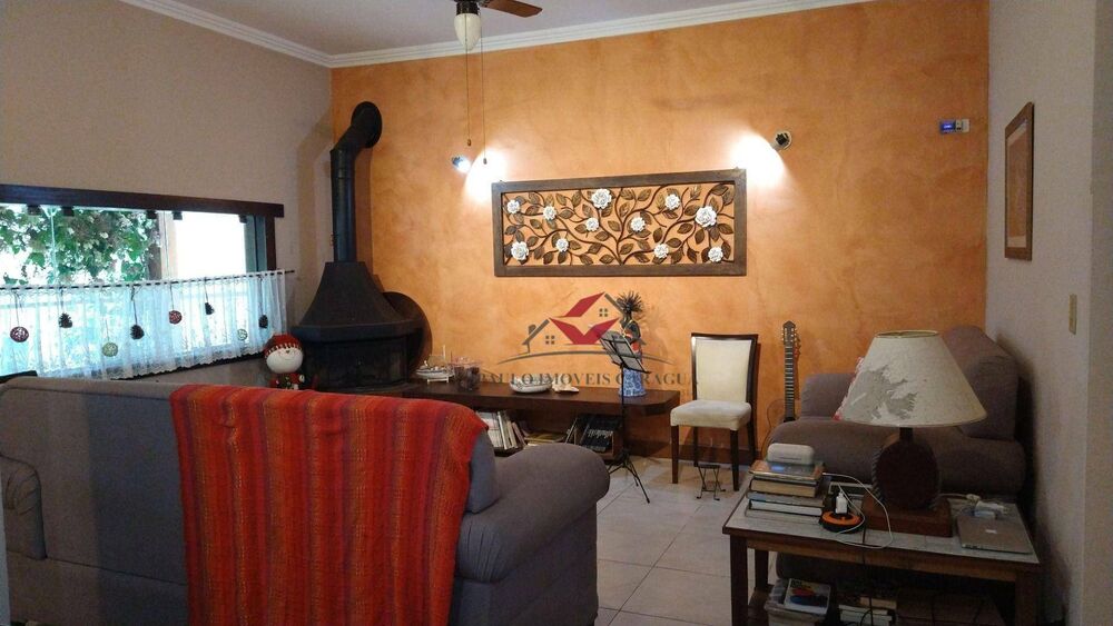 Casa à venda com 3 quartos, 354m² - Foto 4