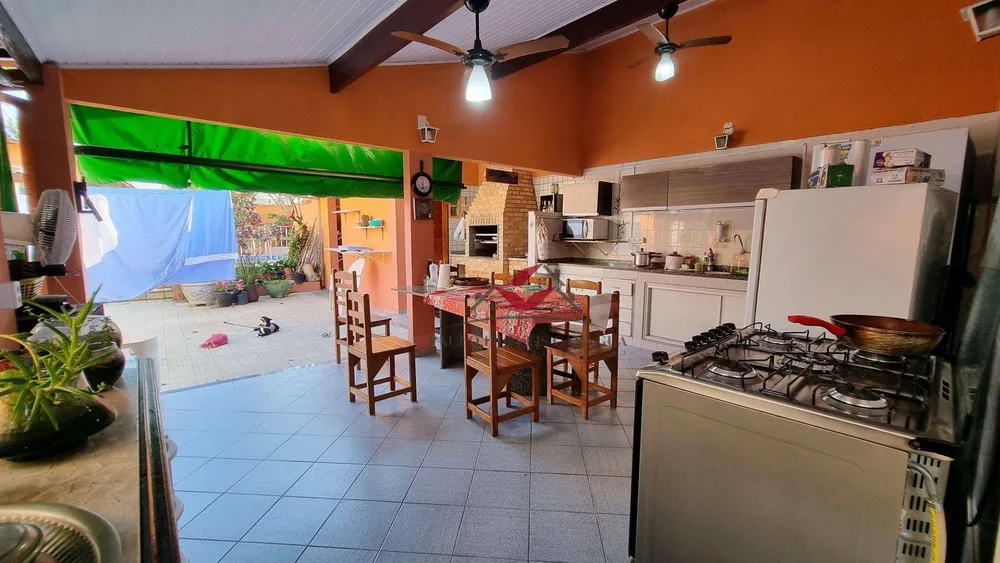 Casa, 8 quartos, 300 m² - Foto 19