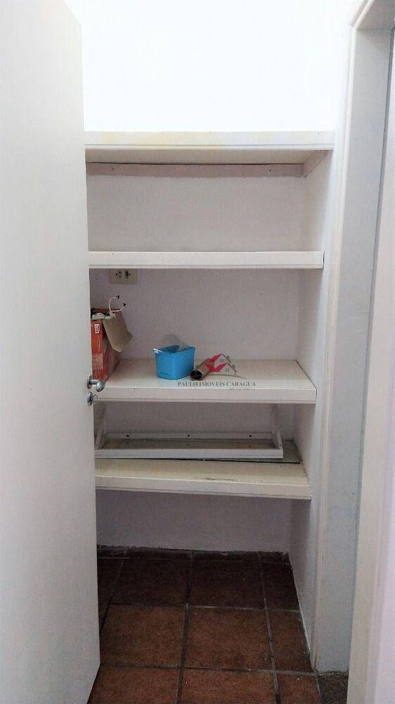 Casa à venda com 5 quartos, 255m² - Foto 1