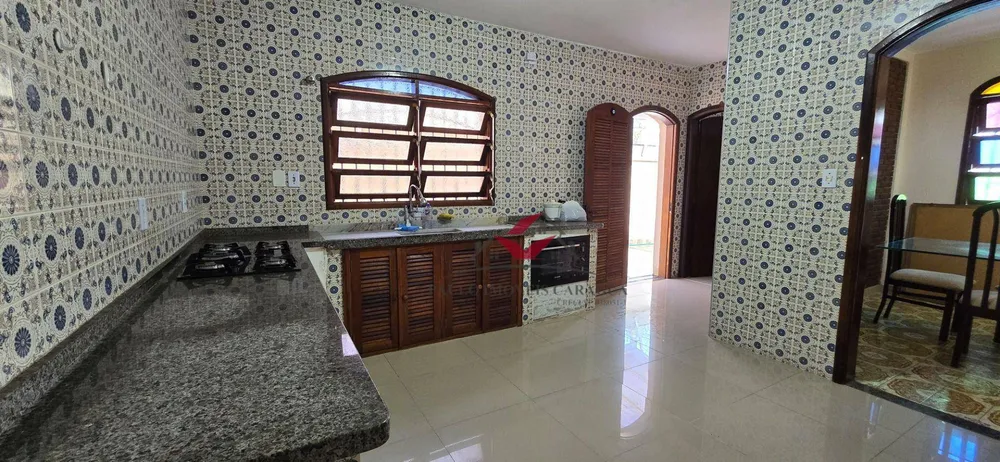 Casa, 3 quartos, 200 m² - Foto 3