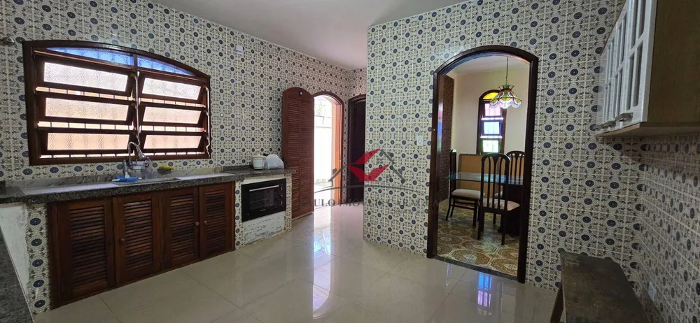 Casa, 3 quartos, 200 m² - Foto 2