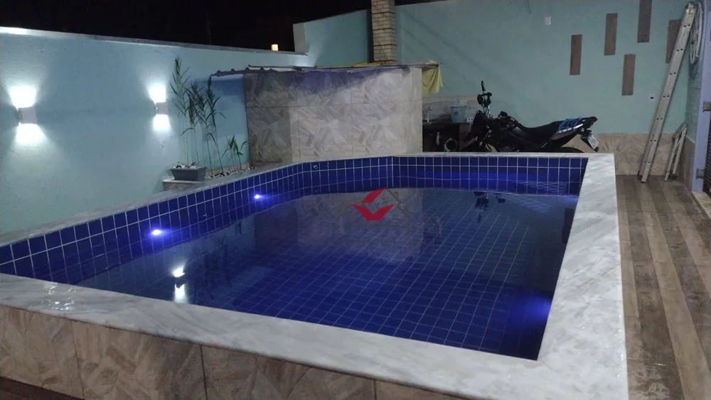 Casa, 3 quartos, 200 m² - Foto 1