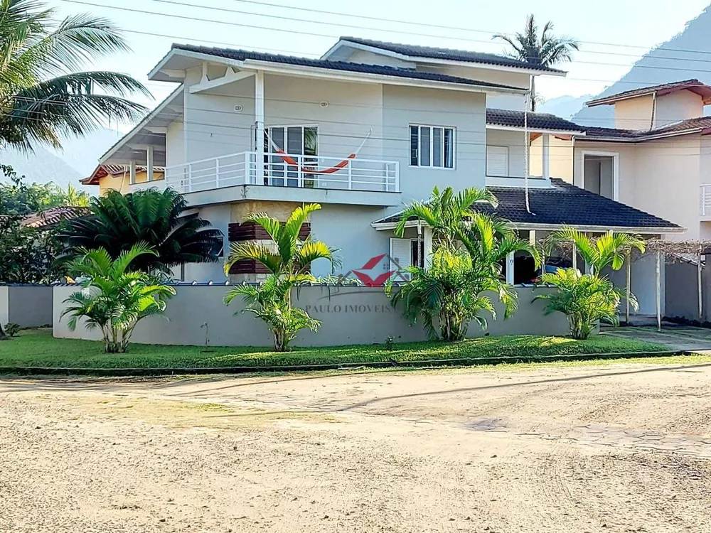 Casa de Condomínio à venda com 4 quartos, 290m² - Foto 1