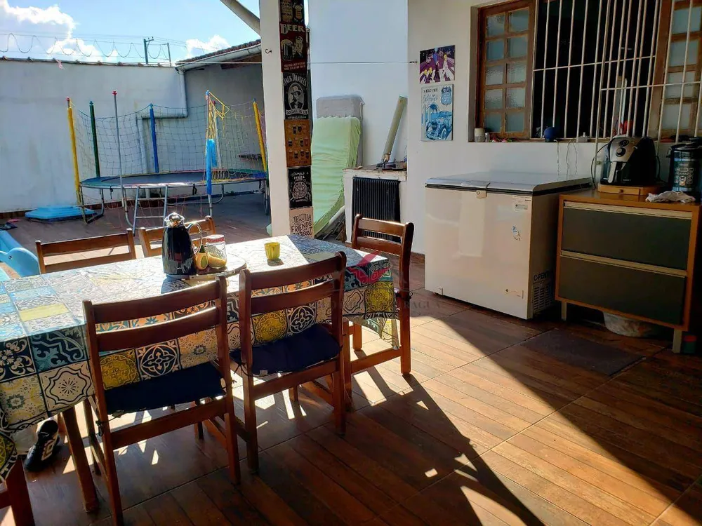 Casa, 4 quartos, 236 m² - Foto 3