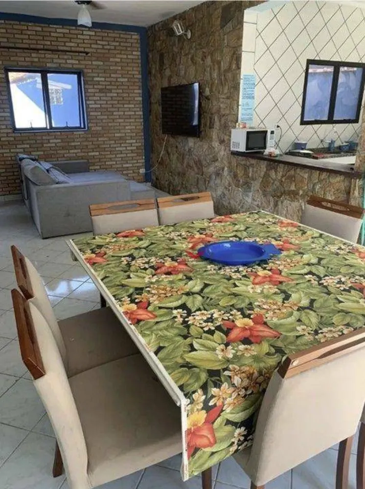 Casa, 3 quartos, 205 m² - Foto 1