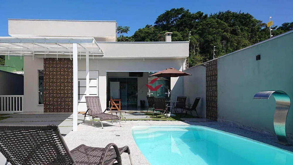 Casa, 3 quartos, 107 m² - Foto 1