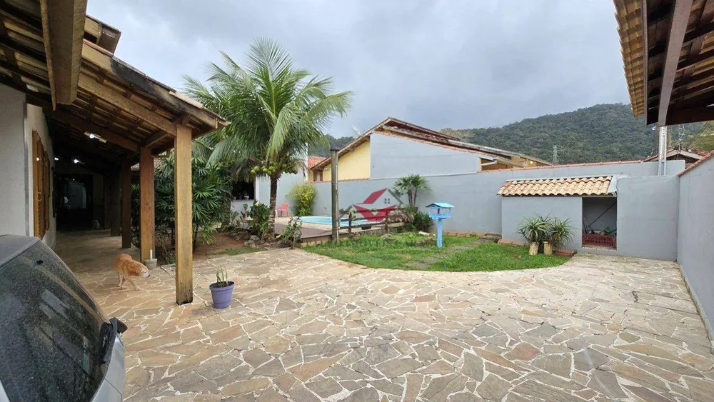 Casa, 3 quartos, 164 m² - Foto 2